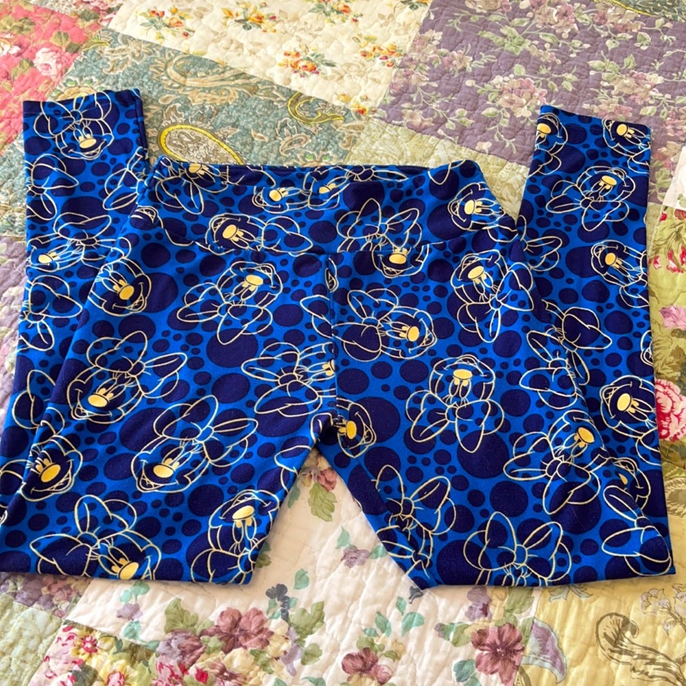 LulaRoe OS Minnie Mouse Blue with Navy Polkadots and Cream Outline Leggings